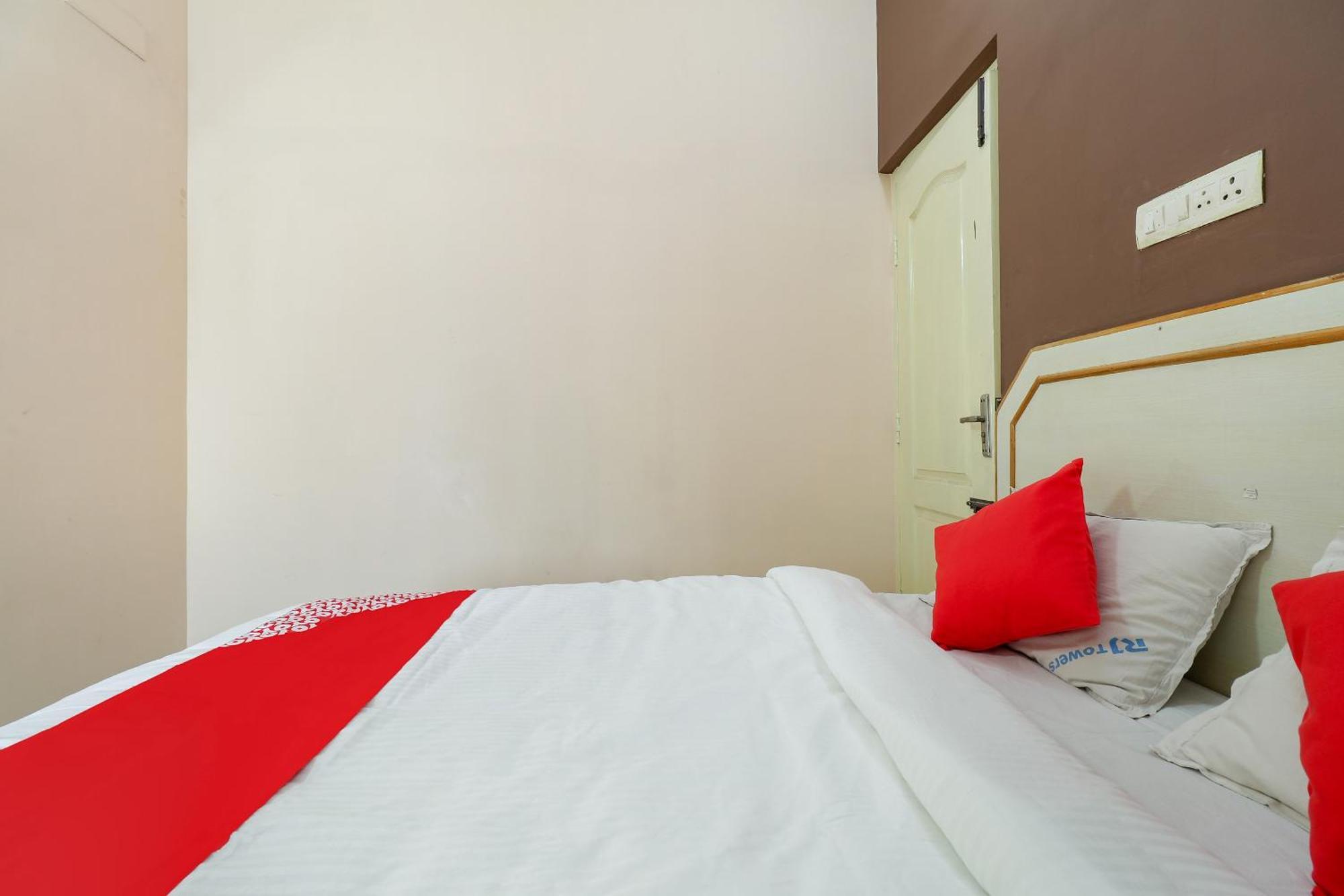 Super Hotel O Rj Tower Tallakulam Luaran gambar